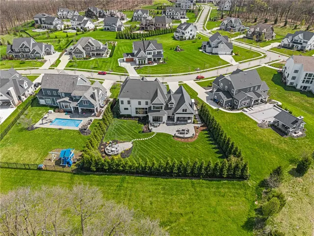 205 Timber Ridge Ct gallery image 36