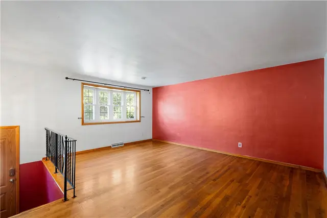 206 Hillendale Rd gallery image 8