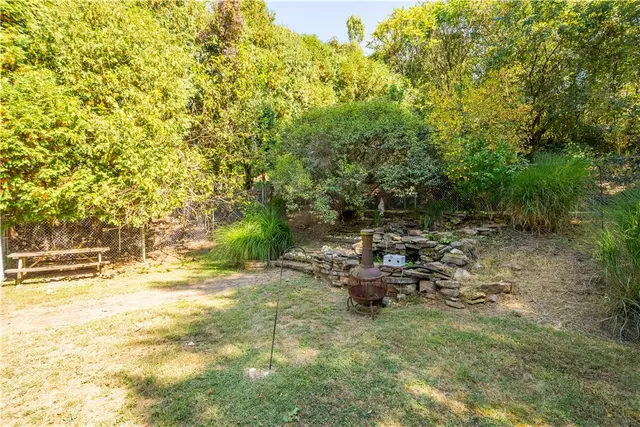 206 Hillendale Rd gallery image 24