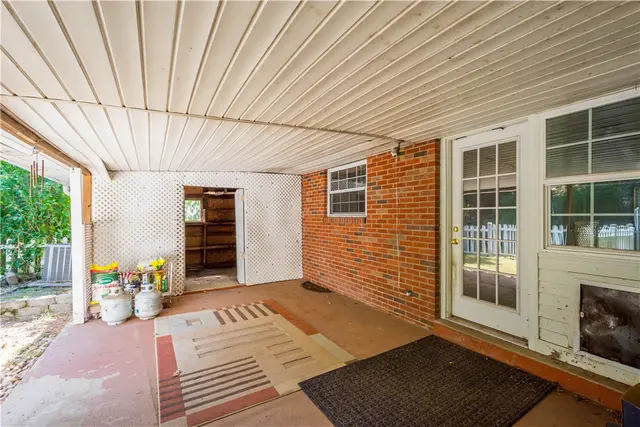 206 Hillendale Rd gallery image 29
