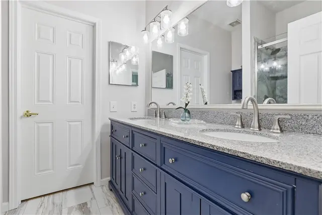 206 Sonie Dr gallery image 35