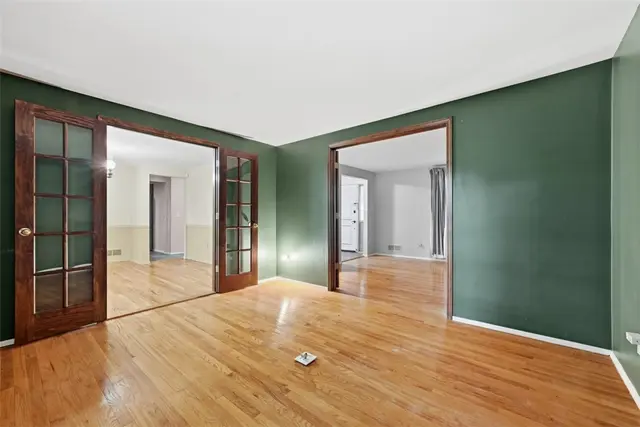 2060 Aldergrove Drive gallery image 39