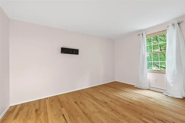 2060 Aldergrove Drive gallery image 43