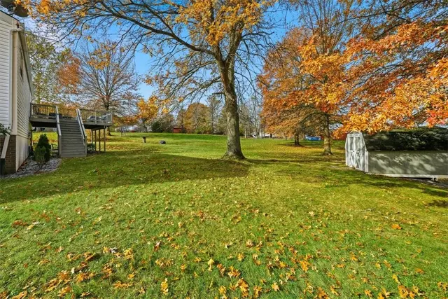 207 Cricketwood Ct gallery image 34