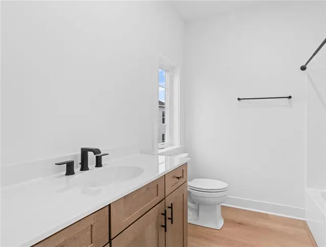 207 Oliver Way gallery image 29