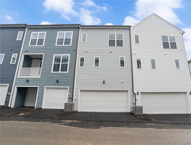 207 Oliver Way gallery image 37