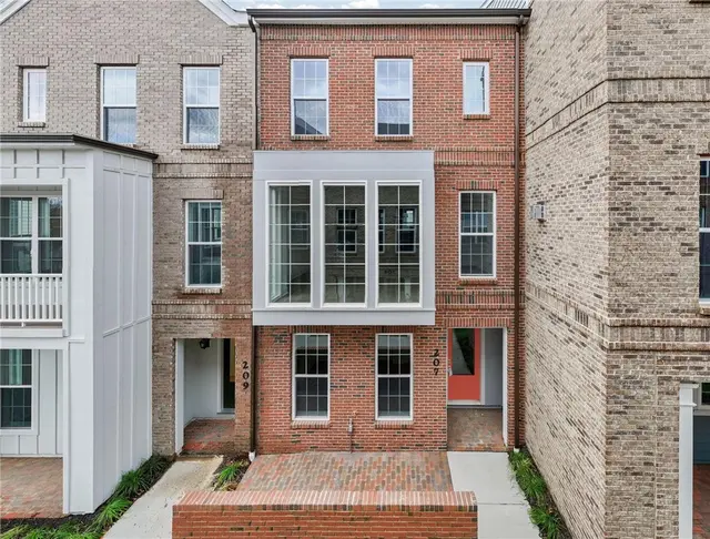 207 Oliver Way gallery image 44