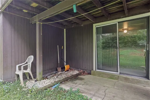 207 Parkwood Drive gallery image 5