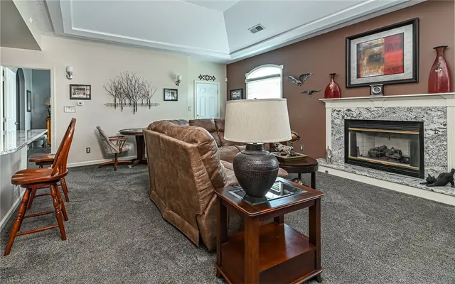 208 Adams Pointe Blvd 6 gallery image 9
