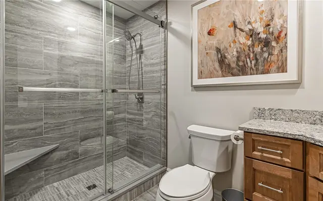 208 Adams Pointe Blvd 6 gallery image 17