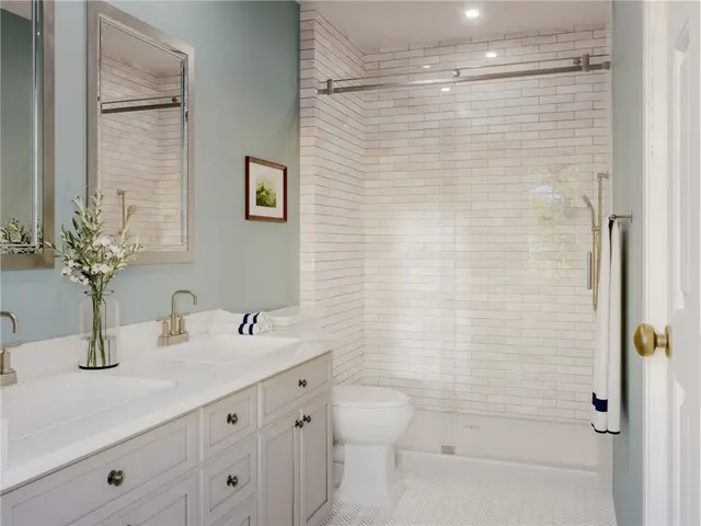 208 Oliver Way gallery image 10