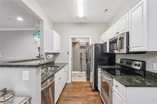 208 Sonie Dr gallery image 2