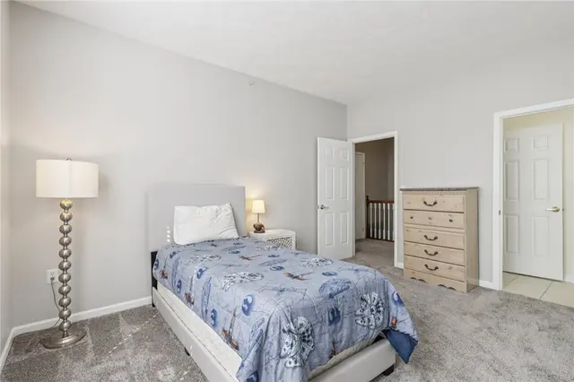 208 Sonie Dr gallery image 4