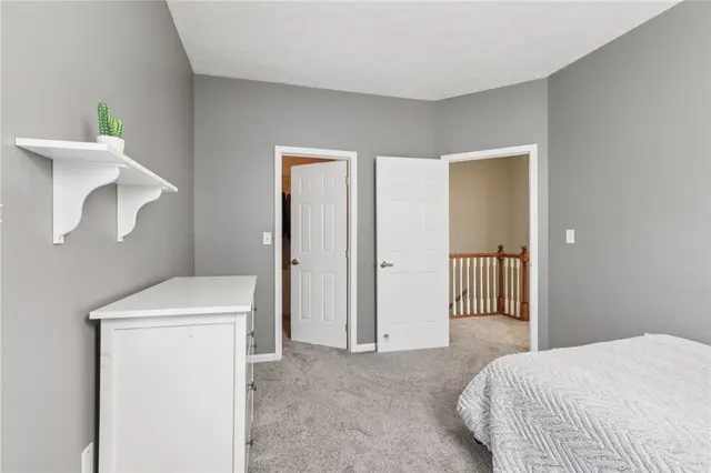 208 Sonie Dr gallery image 22
