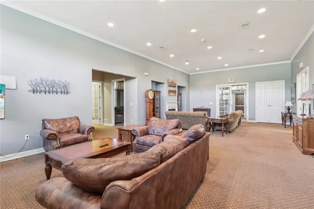 208 Sonie Dr gallery image 23