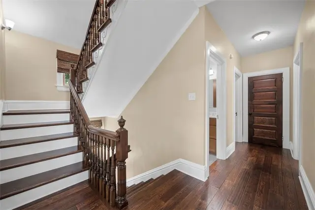 209 Chestnut Road gallery image 36