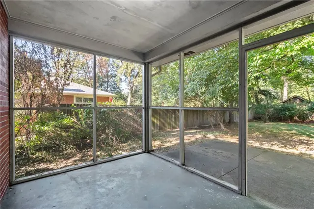 209 Osborne Lane gallery image 18