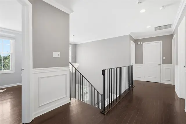 209 Stonecrest Ct gallery image 7