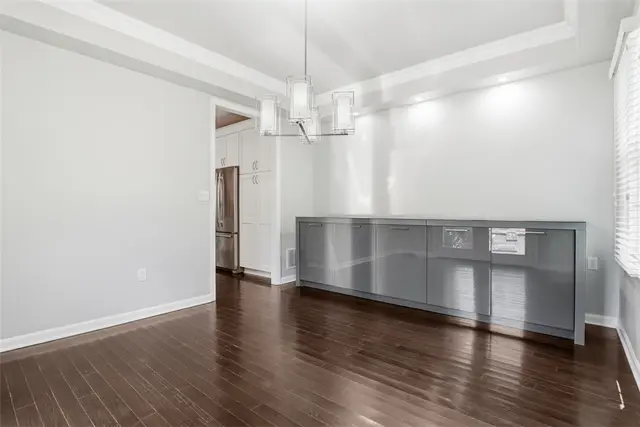 209 Stonecrest Ct gallery image 16