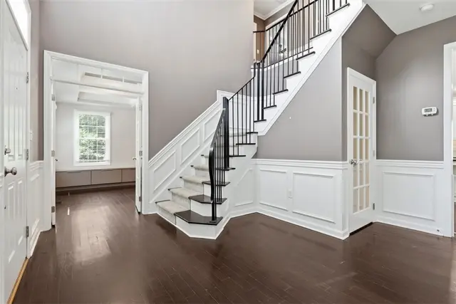 209 Stonecrest Ct gallery image 33