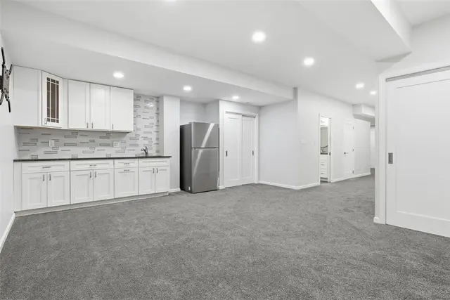 209 Stonecrest Ct gallery image 38
