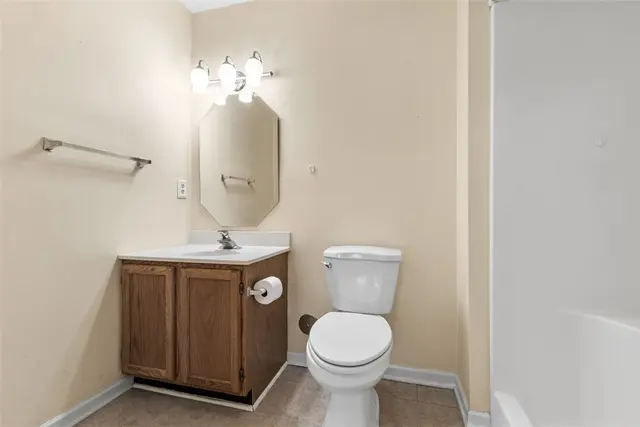 210 Huckleberry Ct gallery image 5