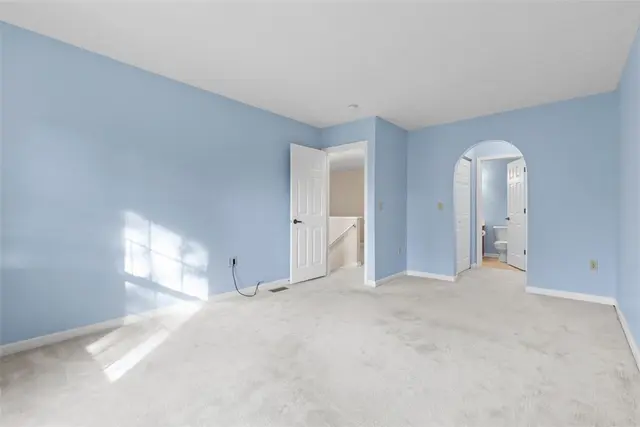 210 Huckleberry Ct gallery image 8