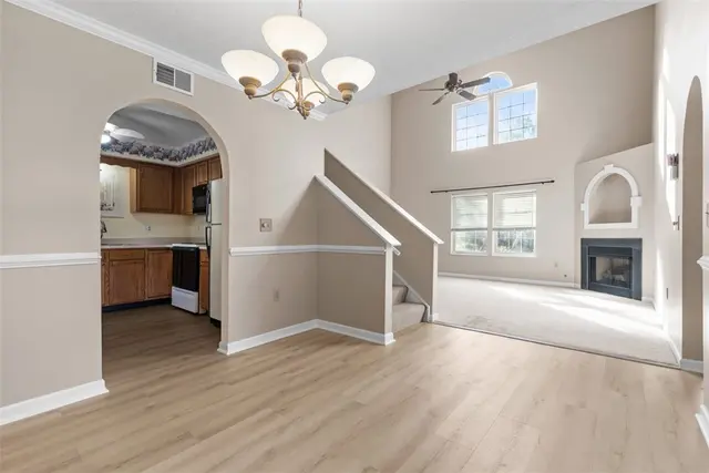 210 Huckleberry Ct gallery image 20