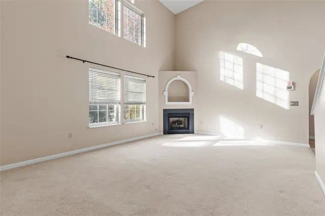 210 Huckleberry Ct gallery image 24