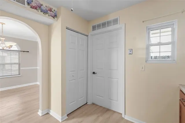 210 Huckleberry Ct gallery image 28