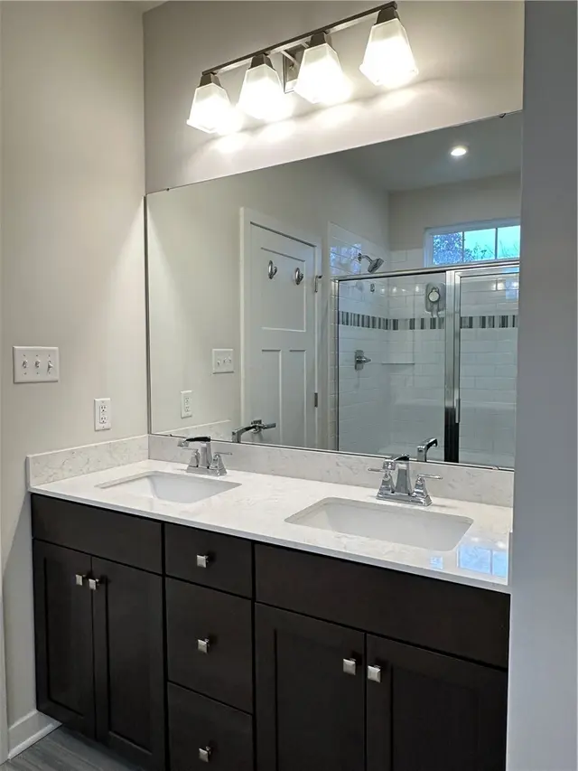 210 Moyer Hill Dr gallery image 11