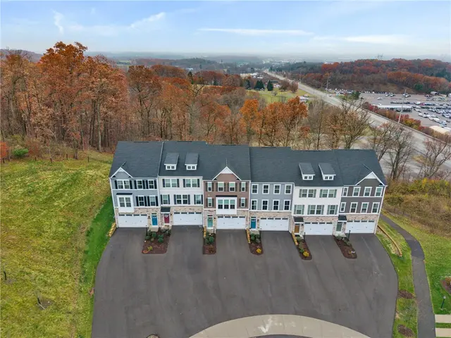 210 Moyer Hill Dr gallery image 12
