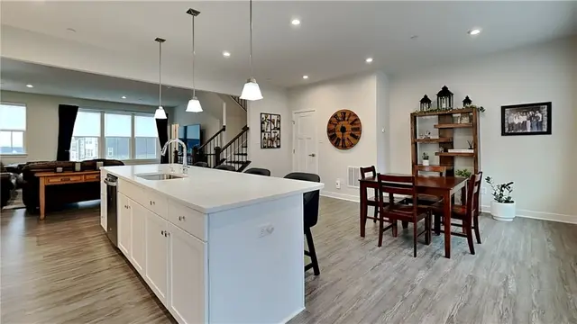 210 Moyer Hill Dr gallery image 28