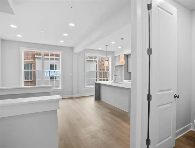 210 Oliver Way gallery image 45