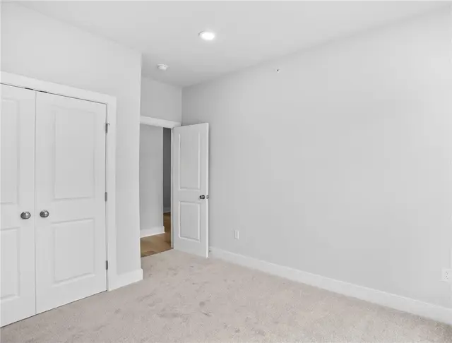 210 Oliver Way gallery image 48
