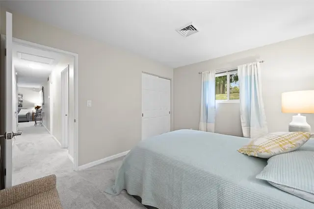 210 Sandalwood Dr gallery image 14