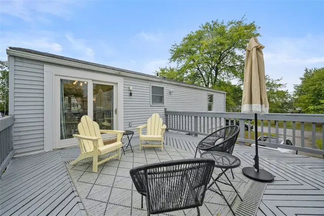 210 Wyndmere Drive gallery image 24