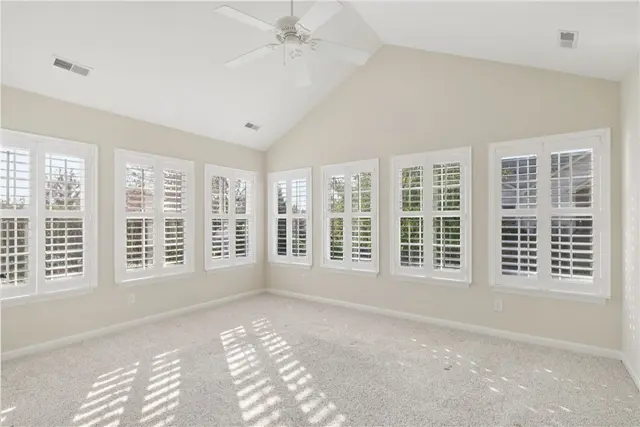 2102 Isleworth Lane gallery image 18