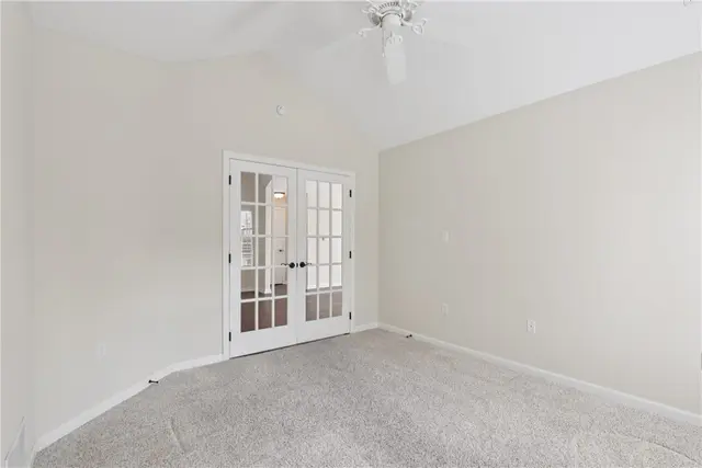 2102 Isleworth Lane gallery image 26