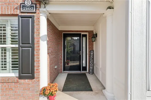 2102 Isleworth Lane gallery image 40