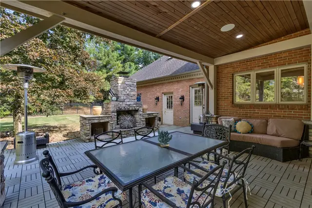 2109 Chablis Ct gallery image 18