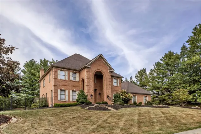 2109 Chablis Ct gallery image 26