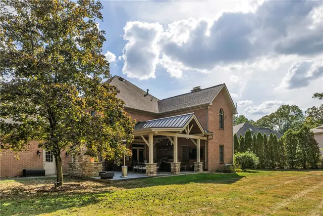2109 Chablis Ct gallery image 40