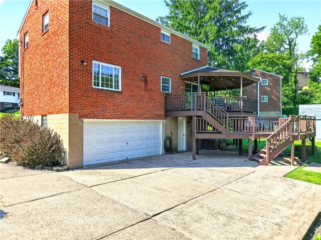 211 Elrose Dr gallery image 38