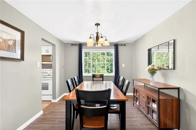 211 Elrose Dr gallery image 44