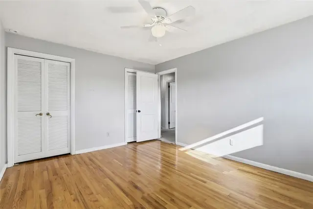 211 Pinecrest Dr gallery image 13