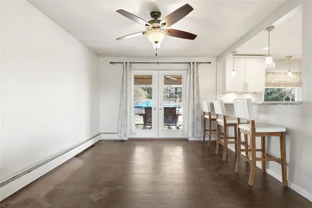 211 Pinecrest Dr gallery image 17