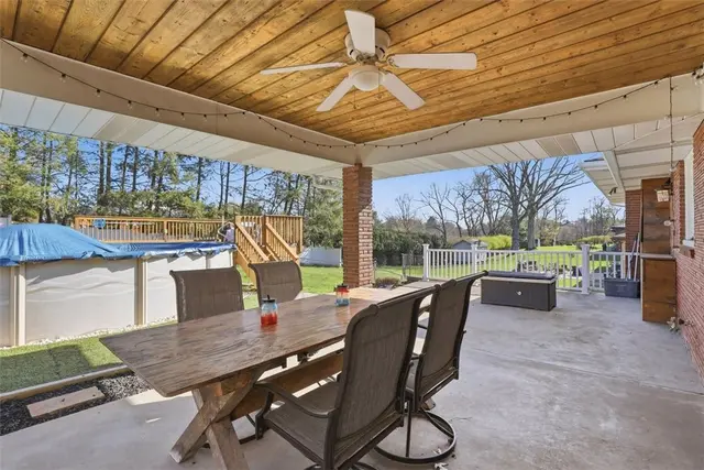 211 Pinecrest Dr gallery image 22