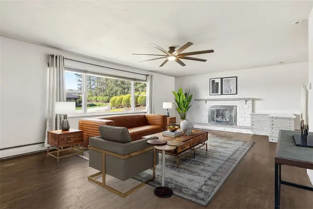 211 Pinecrest Dr gallery image 37