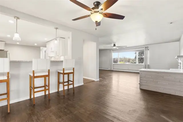 211 Pinecrest Dr gallery image 39